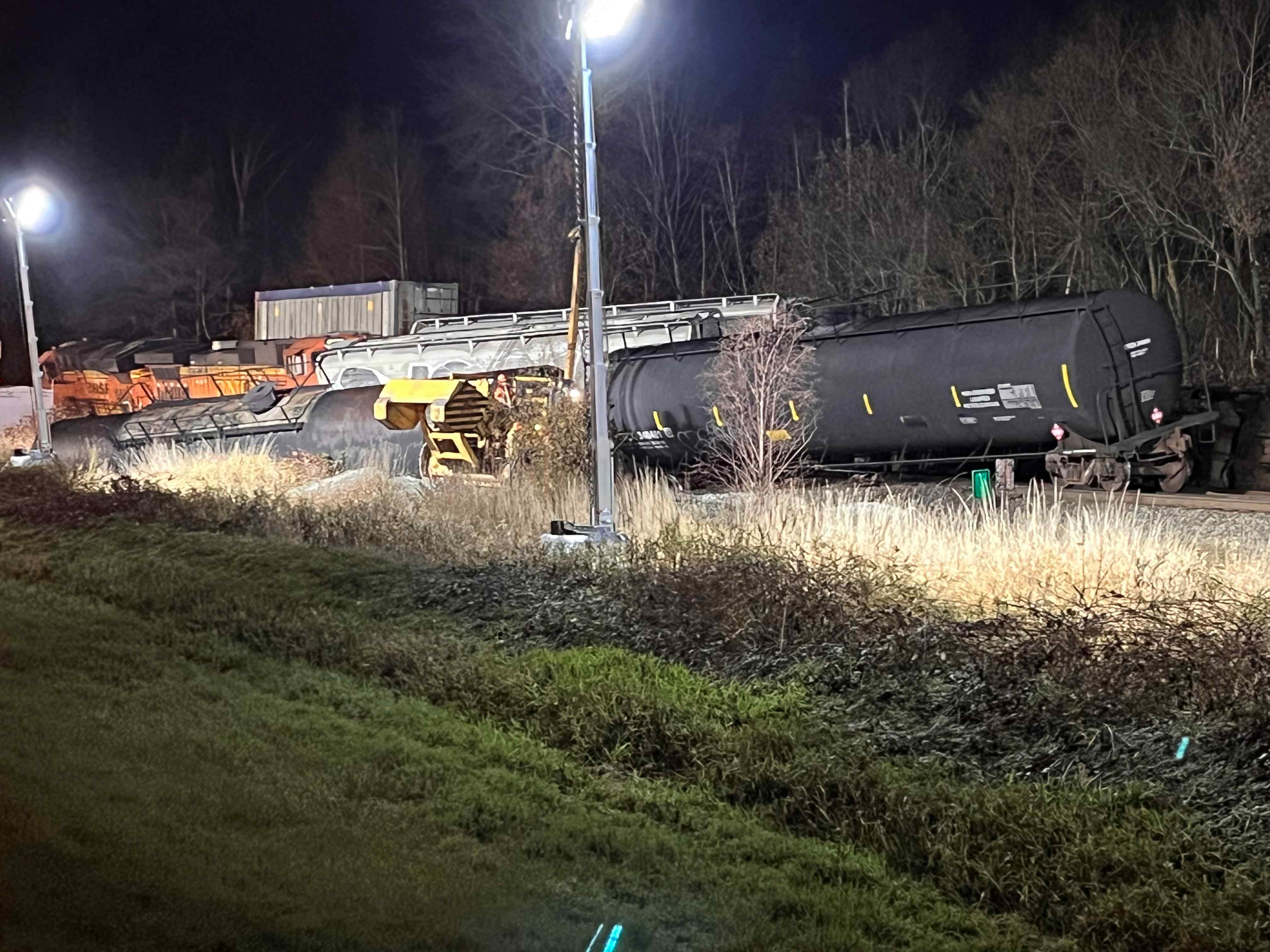 Train derailment and diesel spill near South Surrey and Delta BC