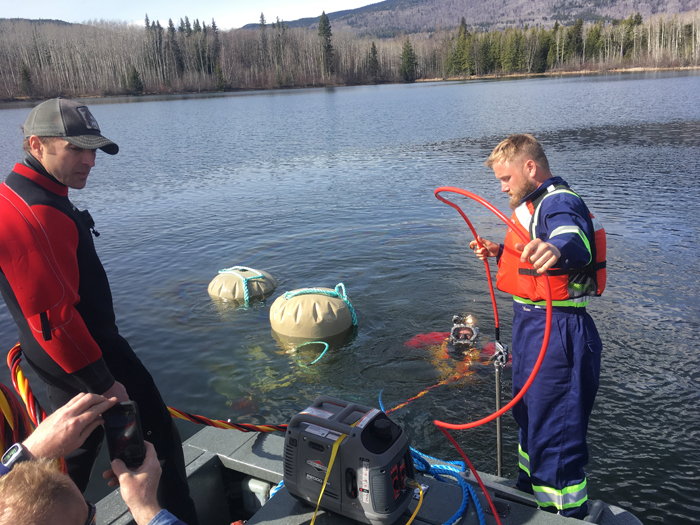 Divers locate and retrieve vehicle from Ross Lake