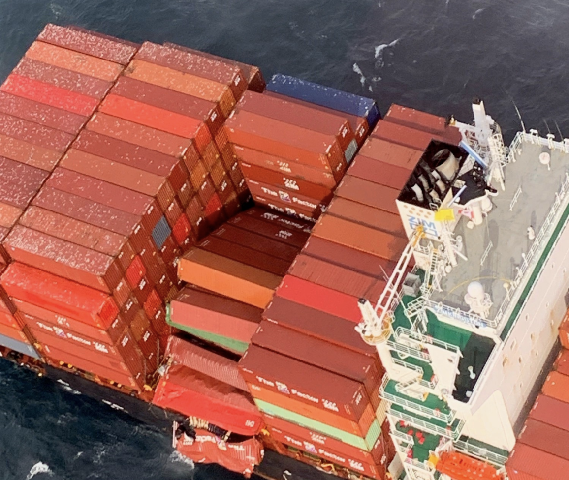Fallen container stack aft of the bridge