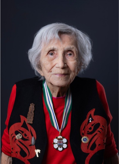 Elder Gwen Harry (Chésha7 / Wigistame)