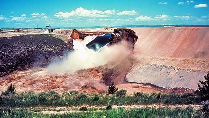 Teton dam initial breach