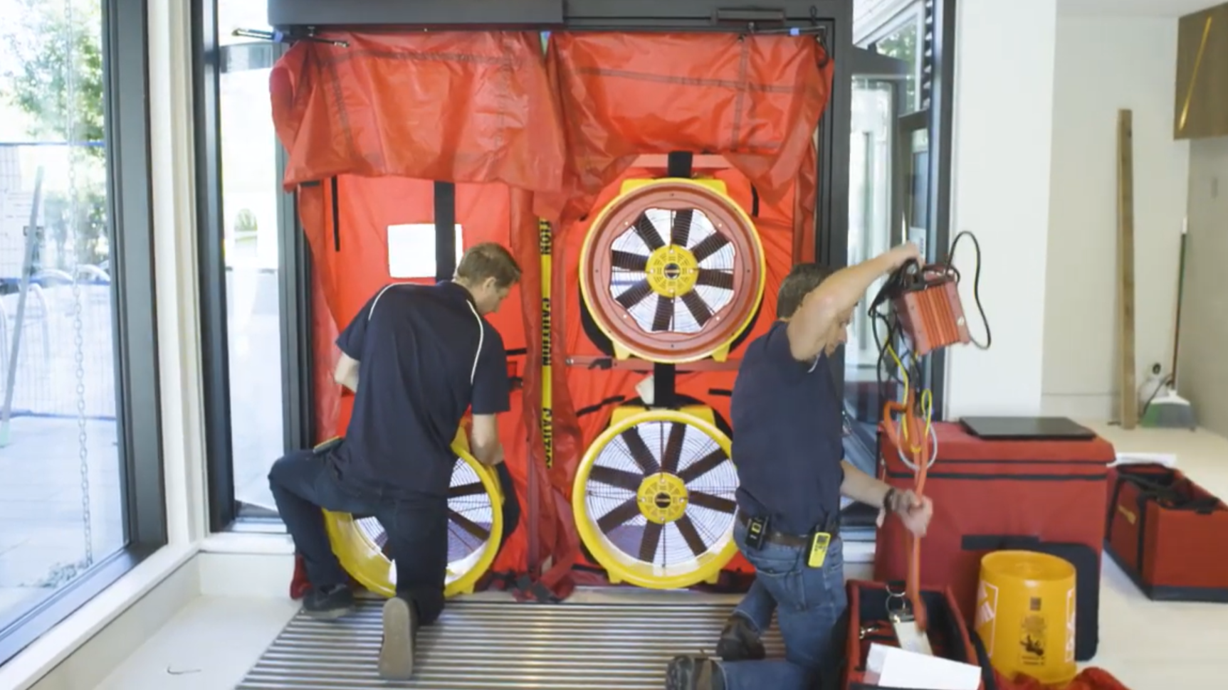 Blower door test