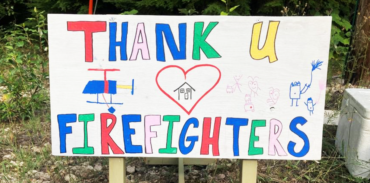Community note to thank BC Wildfire Service firefighters