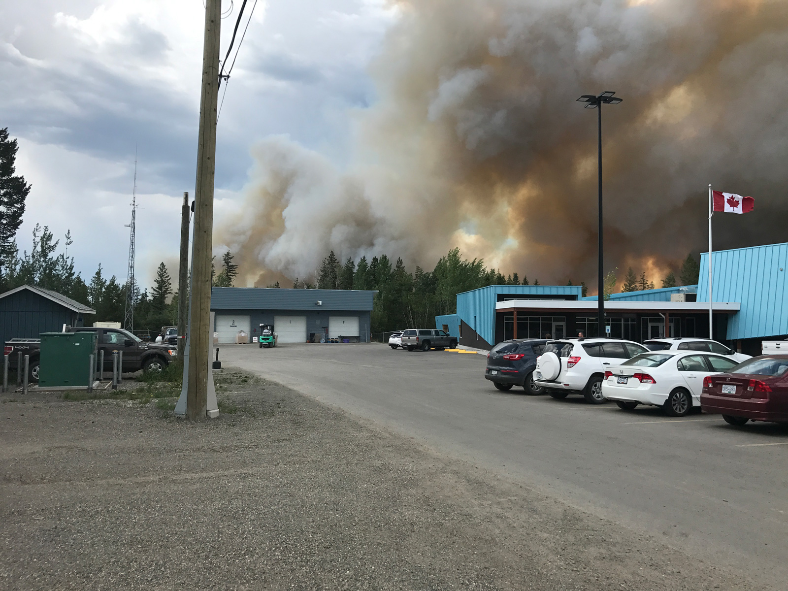 July 7, 2017 in front of the Cariboo Fire Centre next to the Williams Lake airport. Photo by Brian Clark, BCWS Safety & Staff Development Coordinator for the Cariboo Fire Centre, who worked closely with the Blackwater Unit Crew to develop objectives during July 7 – 8, 2017. 