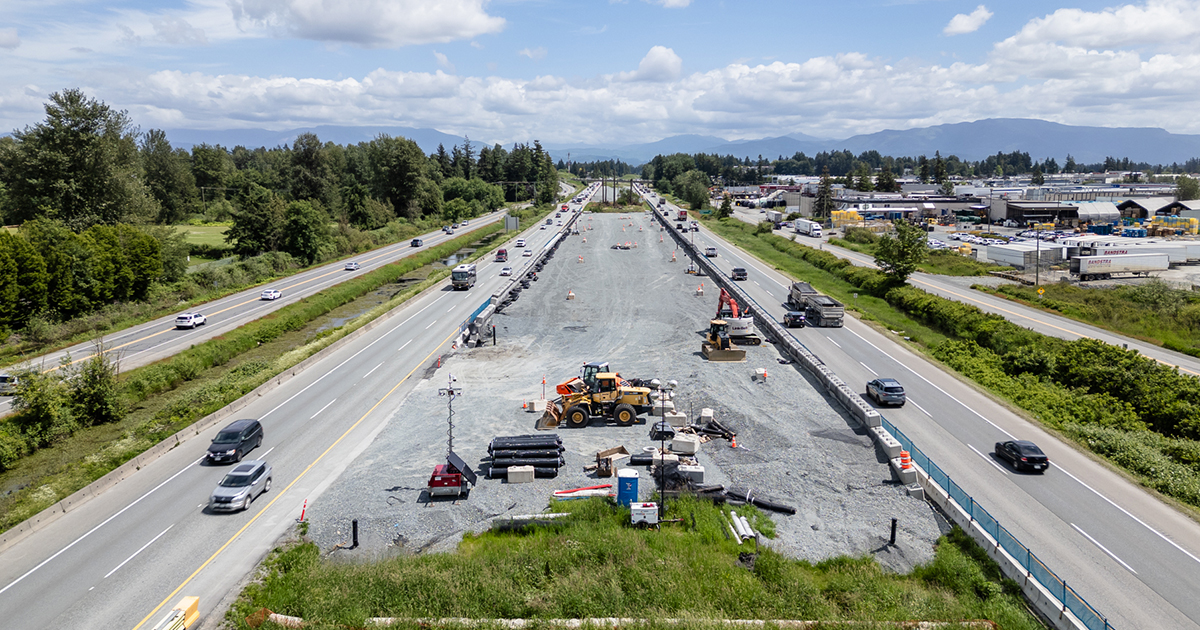 Fraser Valley Highway 1 Corridor Improvement Project Photo showing construction site between lanes on 4 lane highway