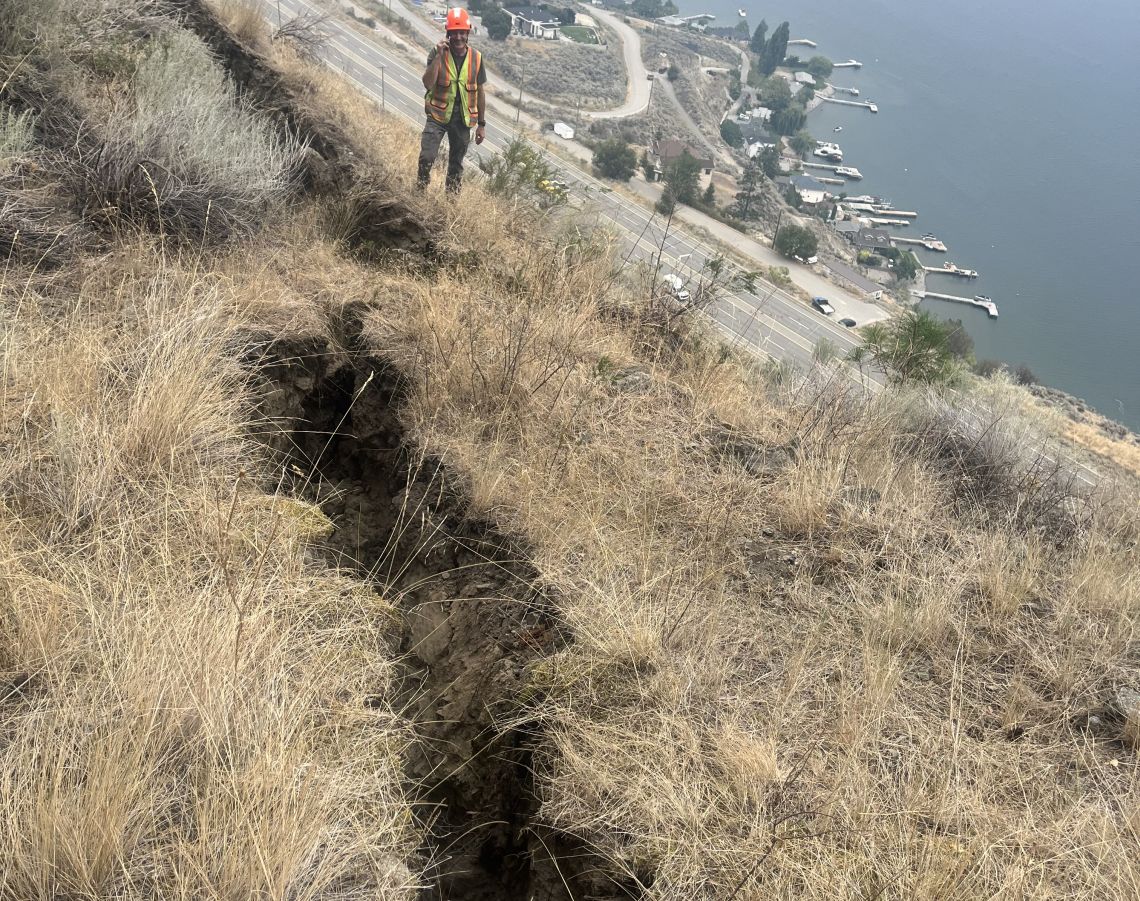 Close up of the tension crack